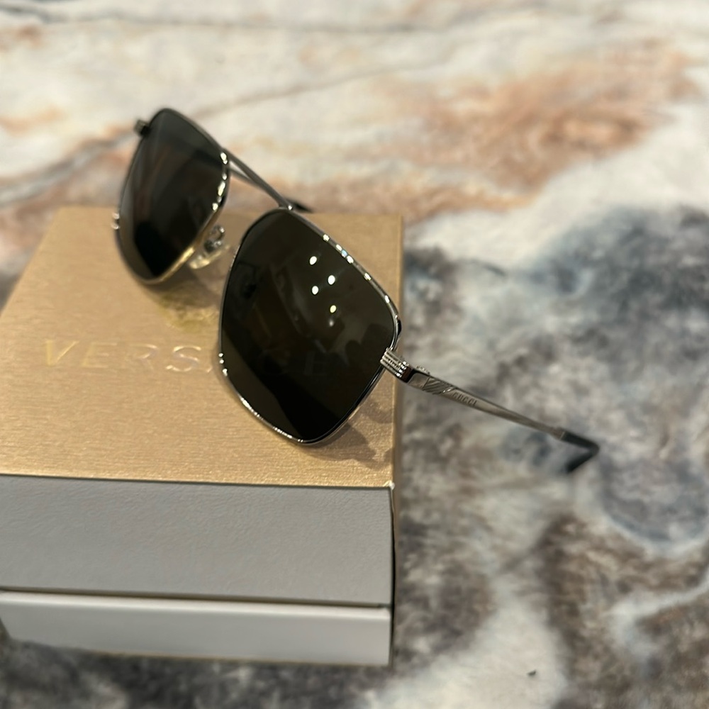 Gucci, men’s black silver accent 57 mm sunglasses